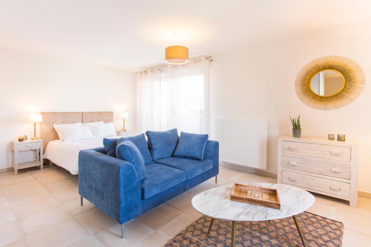 Zenao Appart'Hotels Villeneuve-Les-Avignon Exterior photo